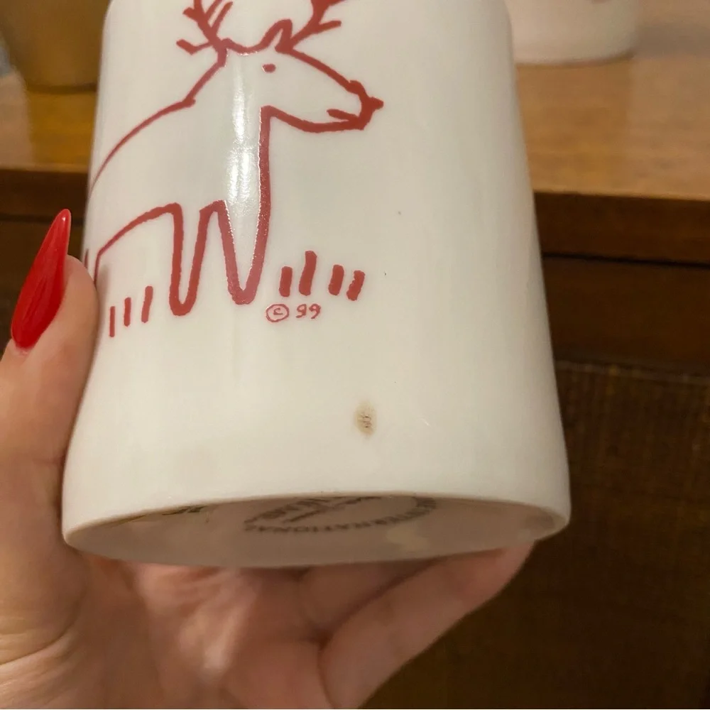 Set of 2 Crate & Barrel Trish Richman 1999 Reindeer Christmas Coffee Mugs